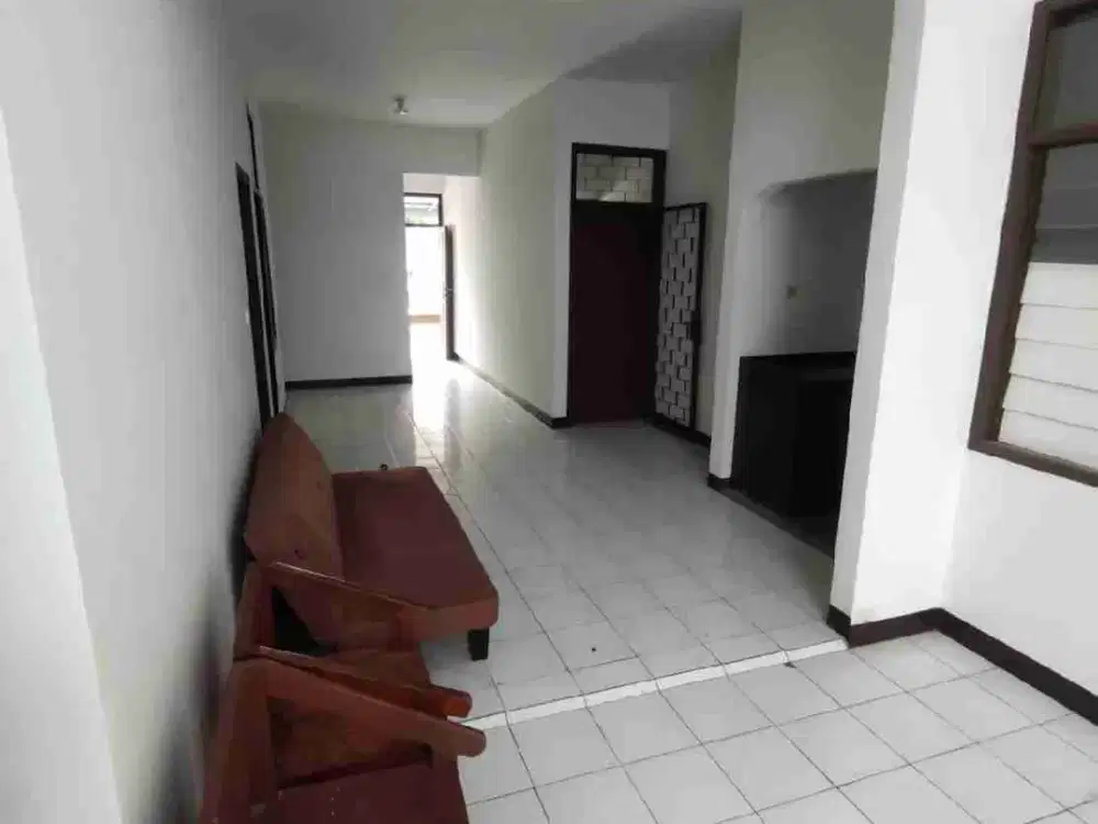 DISEWAKAN RUMAH SIAP HUNI DI BATUNUNGGAL BANDUNG