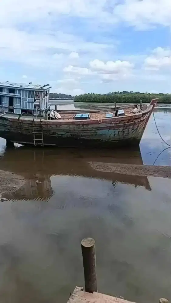 Bodi Kapal Vietnam 100 Ton