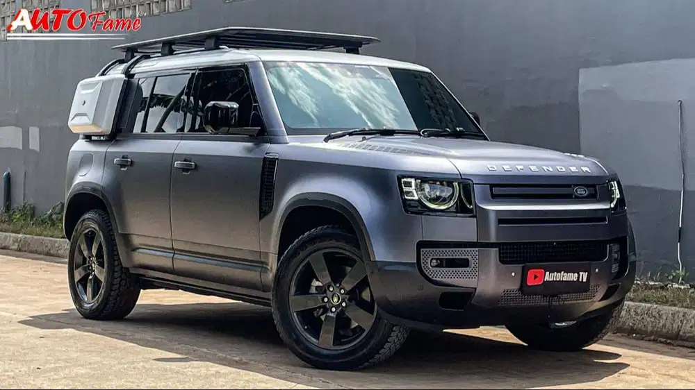 Land Rover Defender 110 P300 SE 2.0L 4x4 NIK 2021