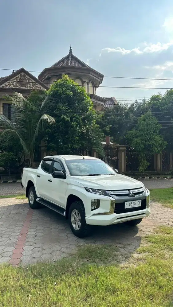 Mitsubishi Triton GLS 2022 4x4 Low KM