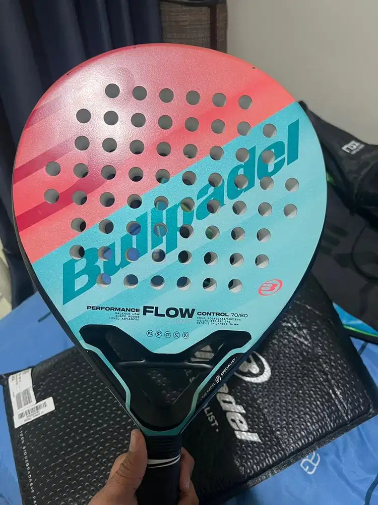 Bullpadel Flow Light 2024