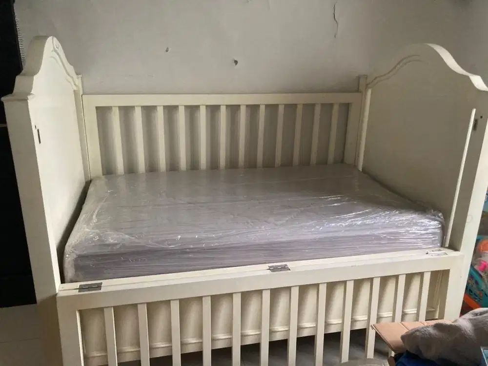 Tempat tidur anak usia 0-8thn bagus kuat kokoh