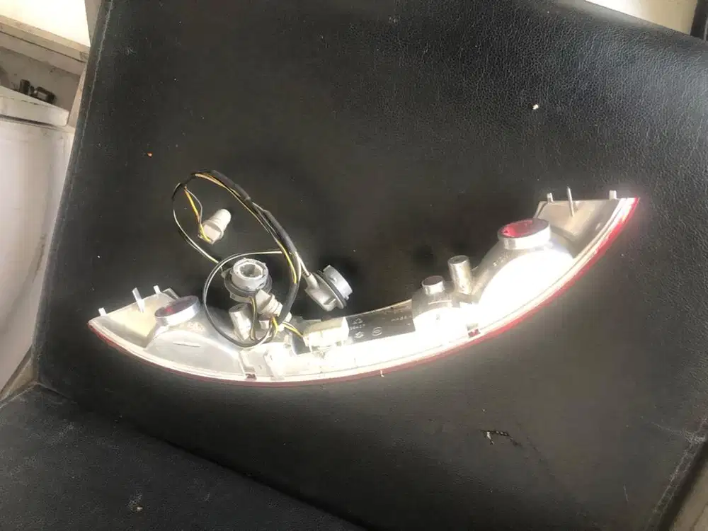 Lampu belakang piaggio x evo 250