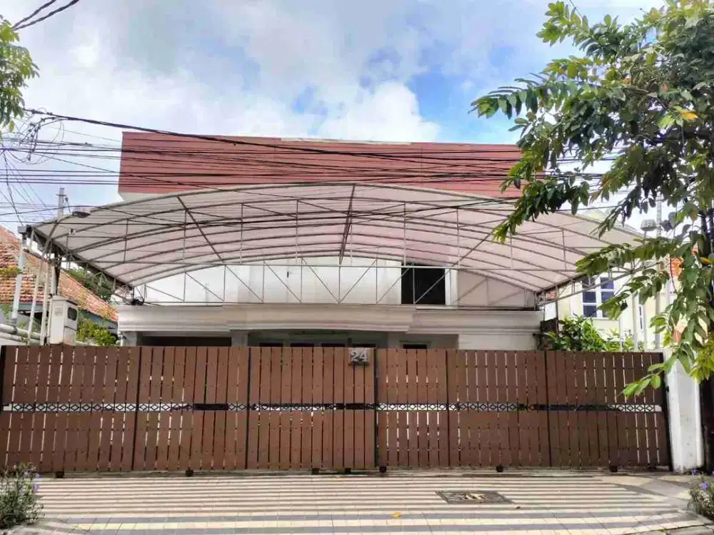 DISEWAKAN RMH PUSAT KOTA COCOK UNTUK RESTO, KANTOR,KLINIK  DEKAT JL. RAYA DARMO