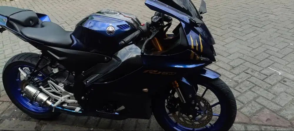 R15 v4 2022 istimewa