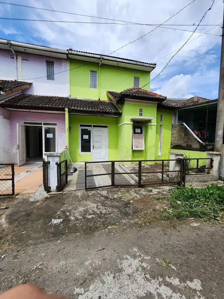 Dijual rumah 2 tingkat cilengsi jonggol Citra indah