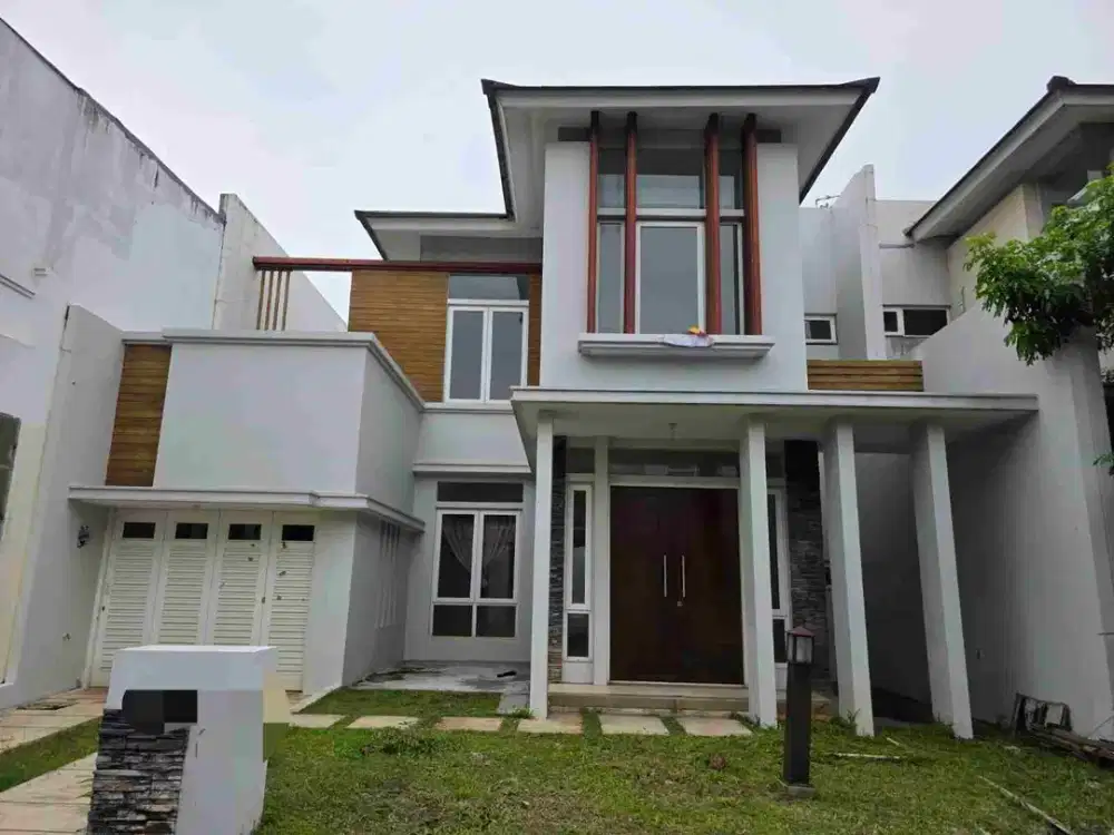 DIJUAL RUMAH RAPI LUAS 220 M2 DI CLUSTER LIVINGSTON KOTA WISATA CIBUBUR