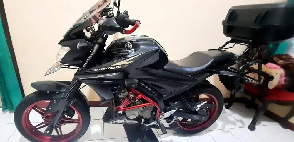 Vixion 2017 Hitam Doff