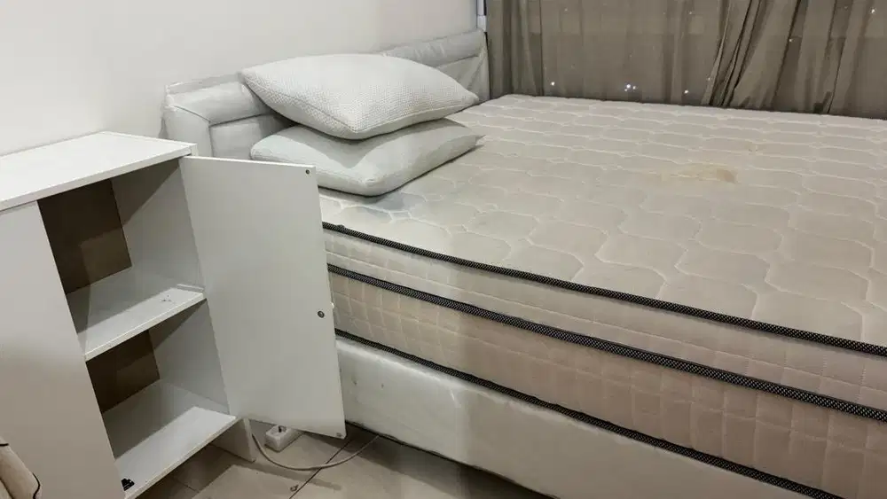 Tempat tidur dan Lemari