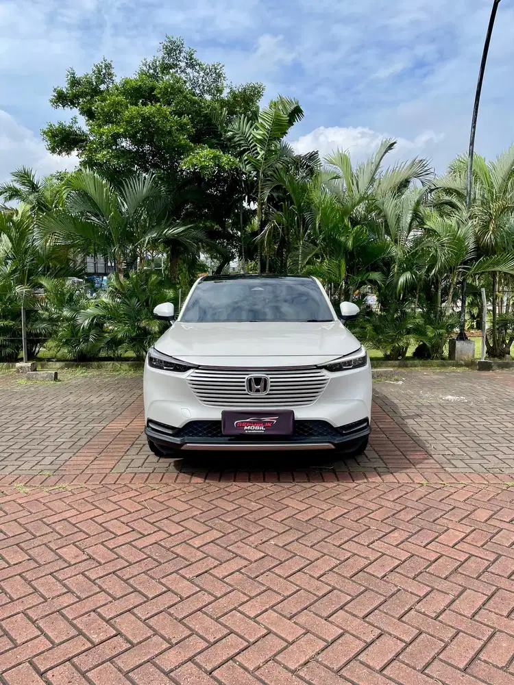 Honda HR-V 1.5 SE CVT 2023 mulus terawat!