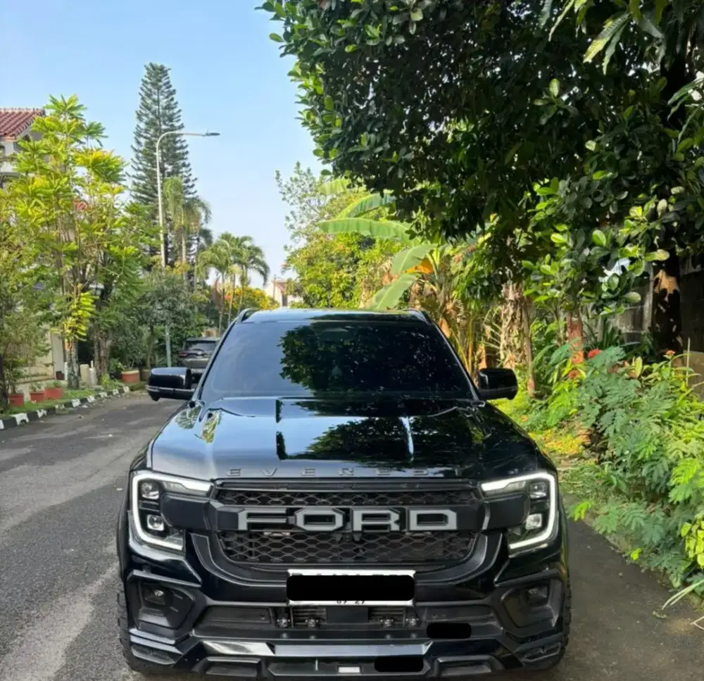 Ford Everest Titanium 4x4 AT
2024