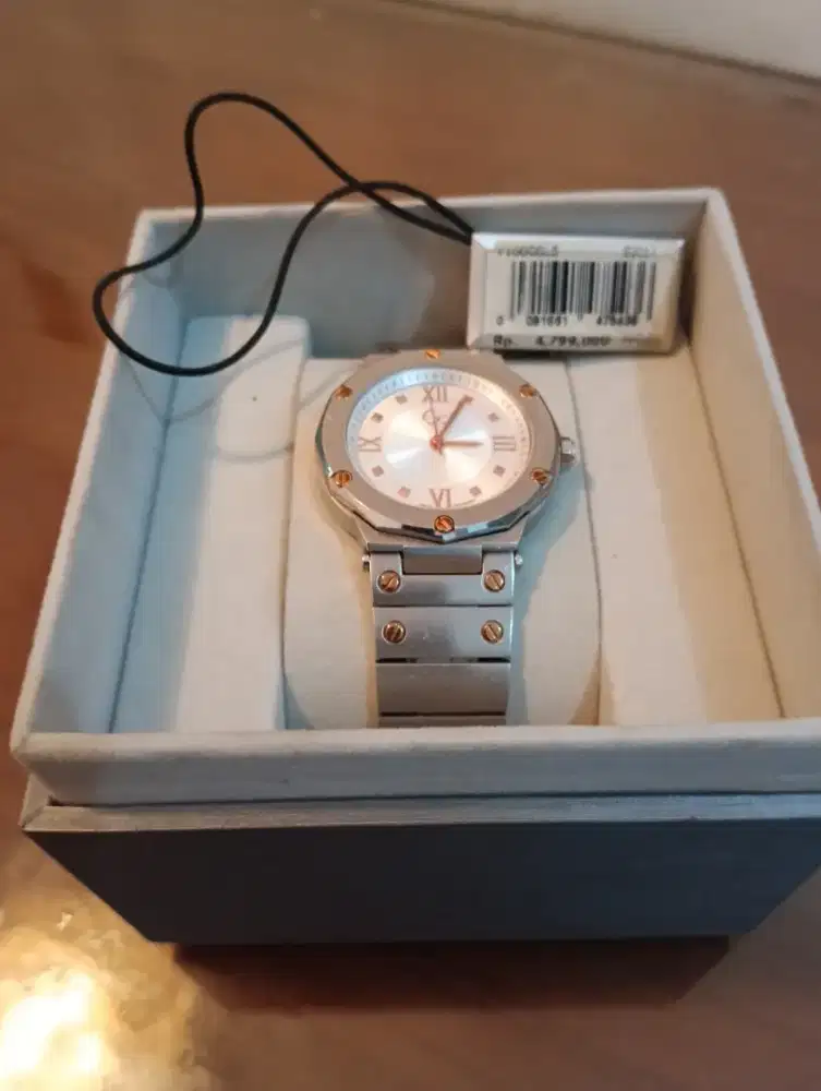 Jam Tangan Wanita GC Original