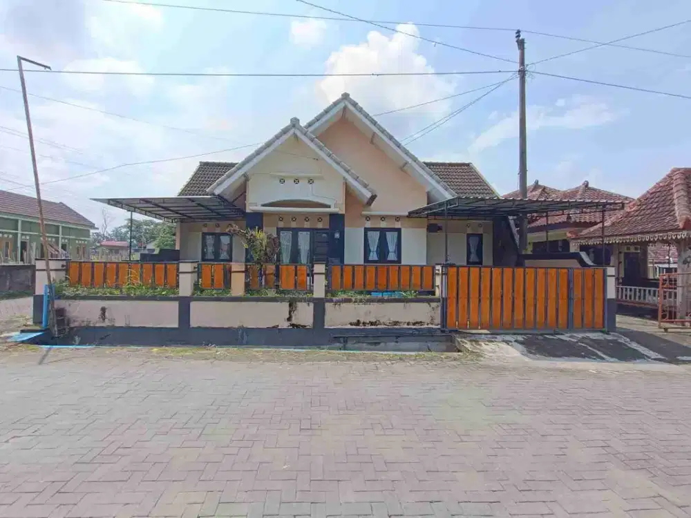 Rumah strategis view sawah area gito gati