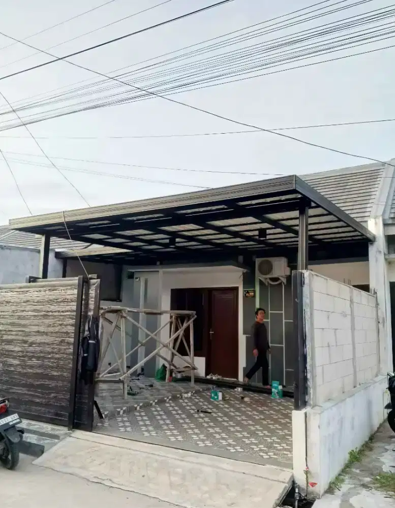 Kanopi baja ringan dan garasi