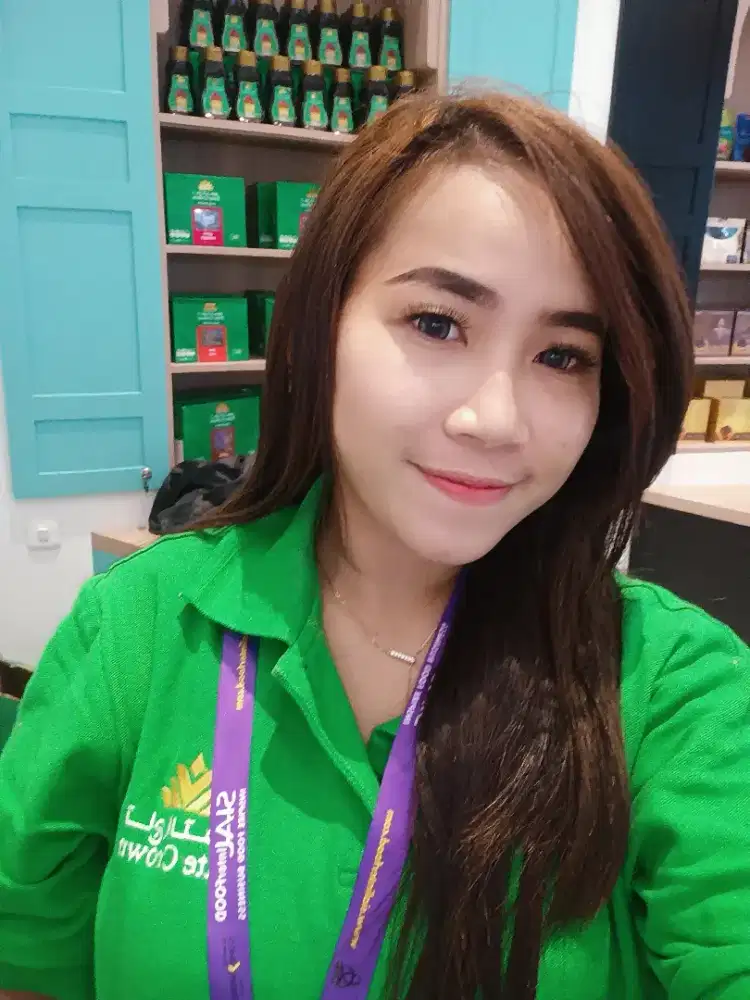 mencari pekerjaan adm , spg ,, dll