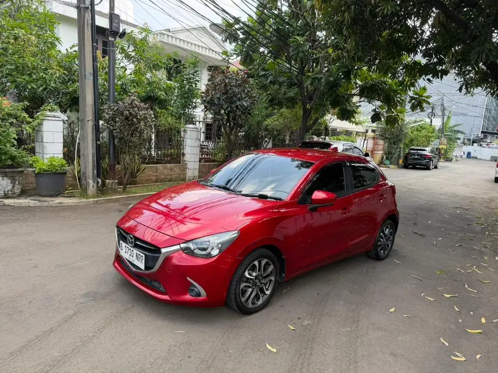 Mazda 2 R 2017 AT