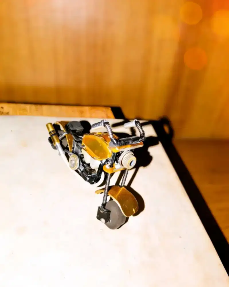 Miniatur Motor Herly Unik dari Korek Gas Bekas - Karya Seni Tangan DIY