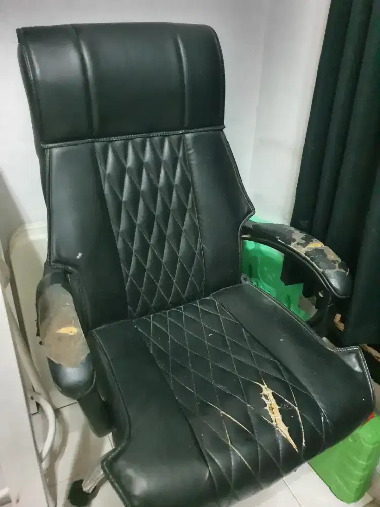 Kursi kerja or santai