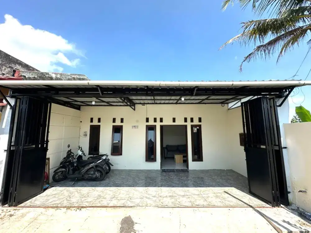 Rumah Semi Furnished 4 Kamar Tidur Dekat Kampus UII