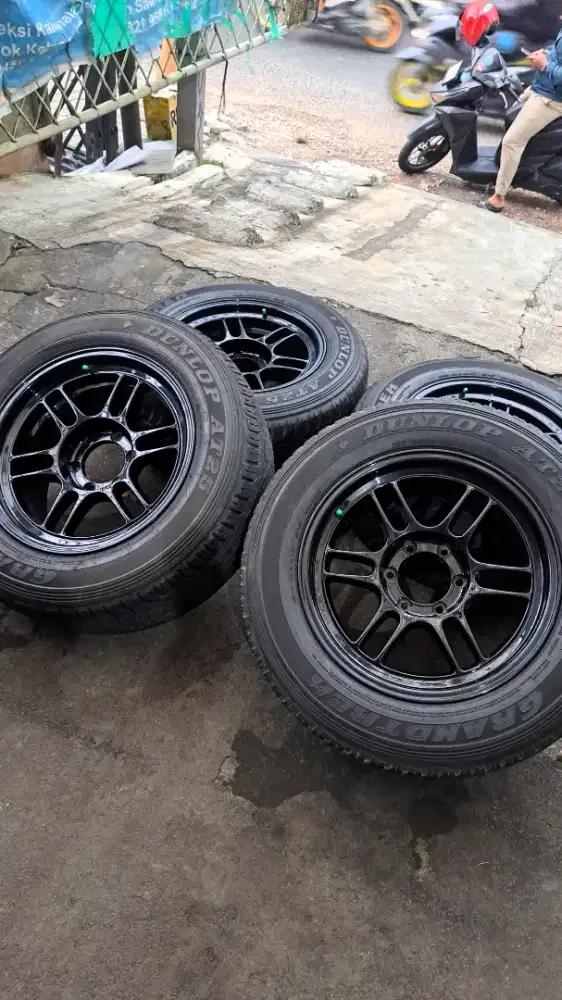 Pajero fortuner ring 18 velg mobil buat fortuner pajero