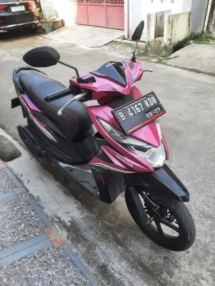 Honda Beat ECO 2017 Magenta,ss lengkap mesin bagus plat Bekasi Kota