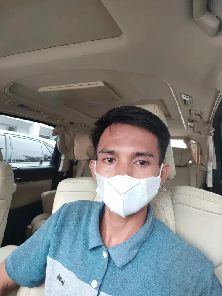 Cari pekerja'an sebagai driver mobil pribadi atau supir mobil barang
