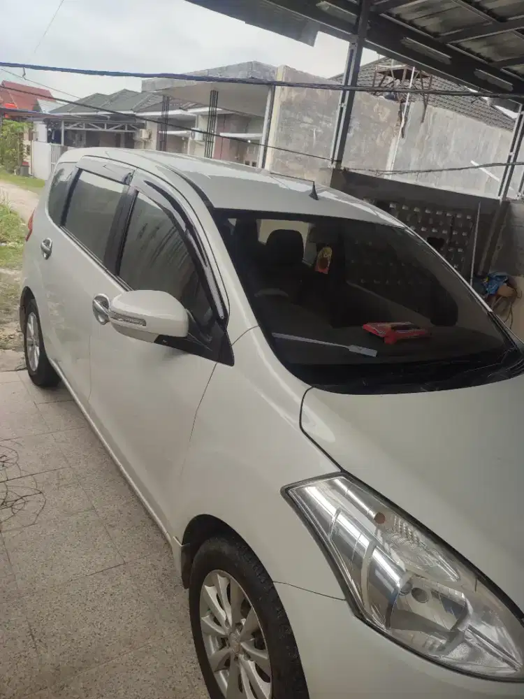 Di jual mobil ertiga gx 2014
