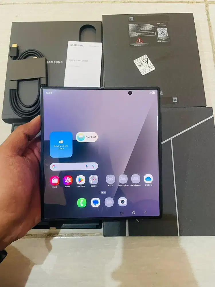 Samsung Z Fold 7 sein ram 12/256 gb fullset ori normal