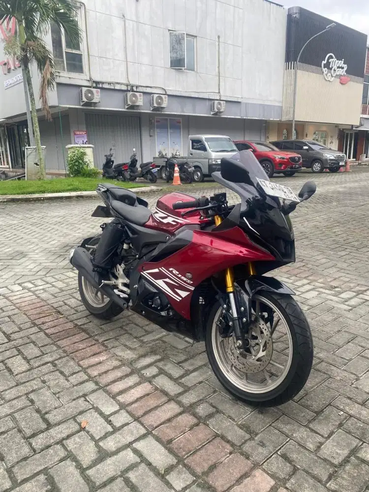 Yamaha R15 V4 Kilometer rendah