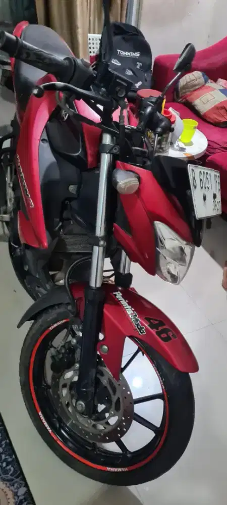 Yamaha Vixion R 2017.pass.Stnk hlg.Srt BPKB ada.pjk off.plat B 2027