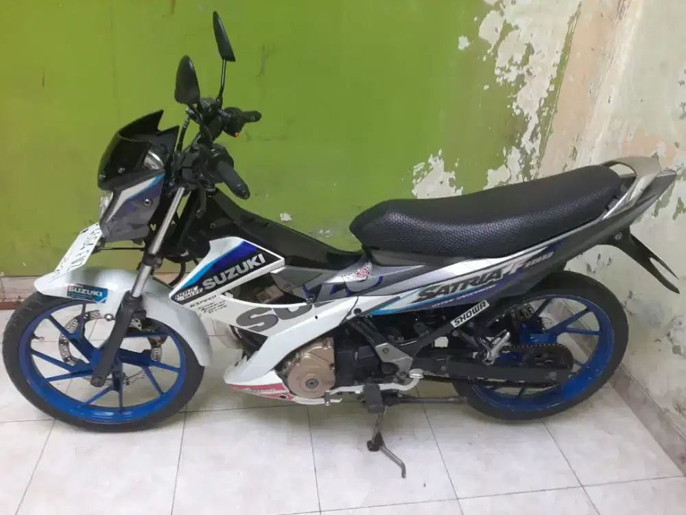 Suzuki Satria FU 2014 ss lengkap mesin bagus pajak hidup,stater topcer