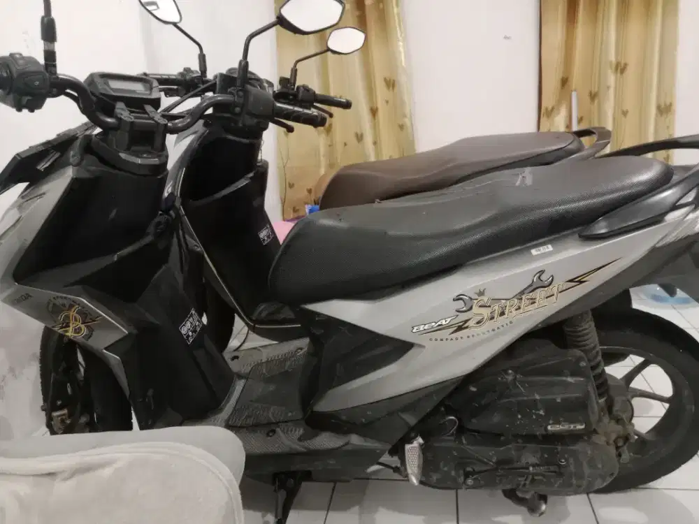 Jual cepat pemakaian pribadi emak2 anter sekolah, minat chat OLX ya