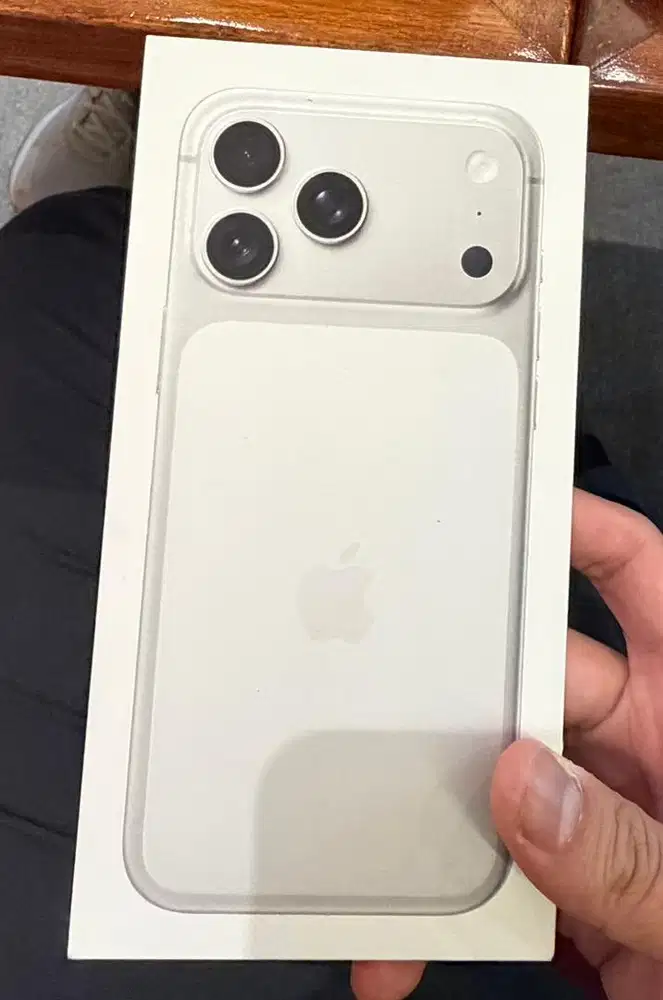 Iphone 17 Promax 256gb White Silver