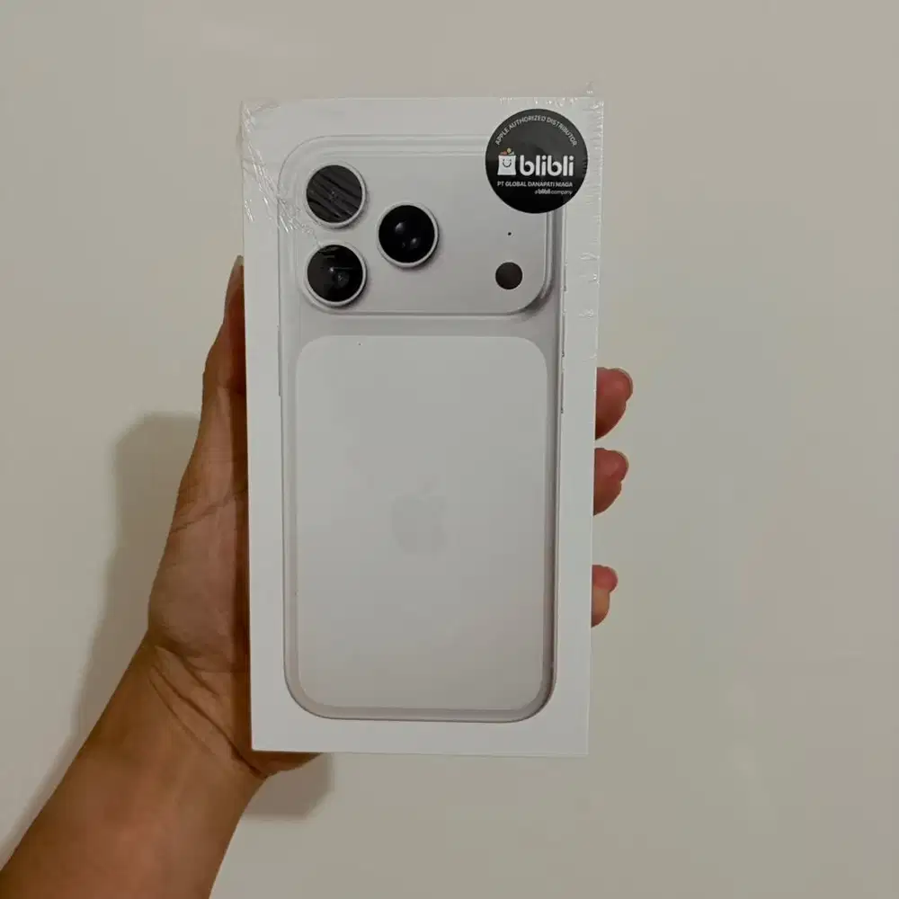 iPhone 17 Pro 256GB silver Blibli/Hello BARU BNIB SEGEL GREEN PEEL