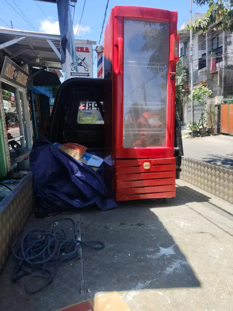 Dicari kulkas showcase freser rusak normal siap ambil