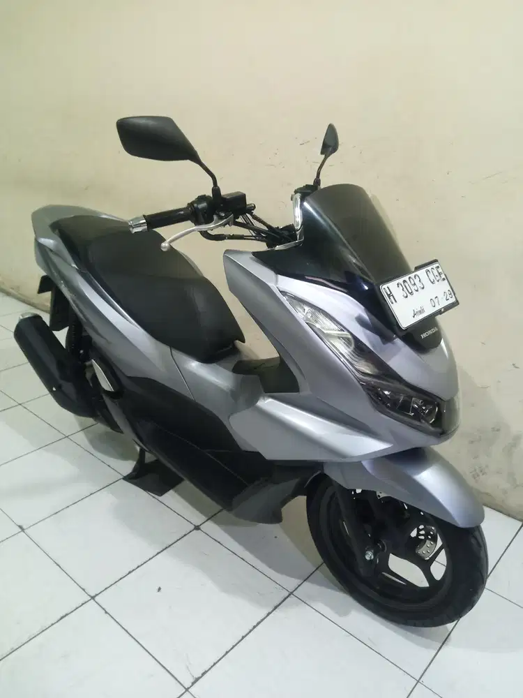 Honda PCX 160 2024 Silver