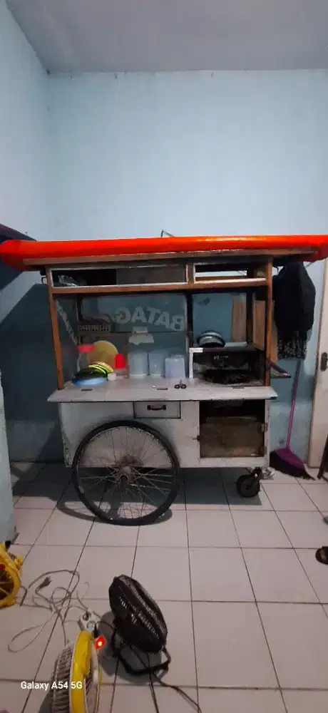 Grobak batagor bekas