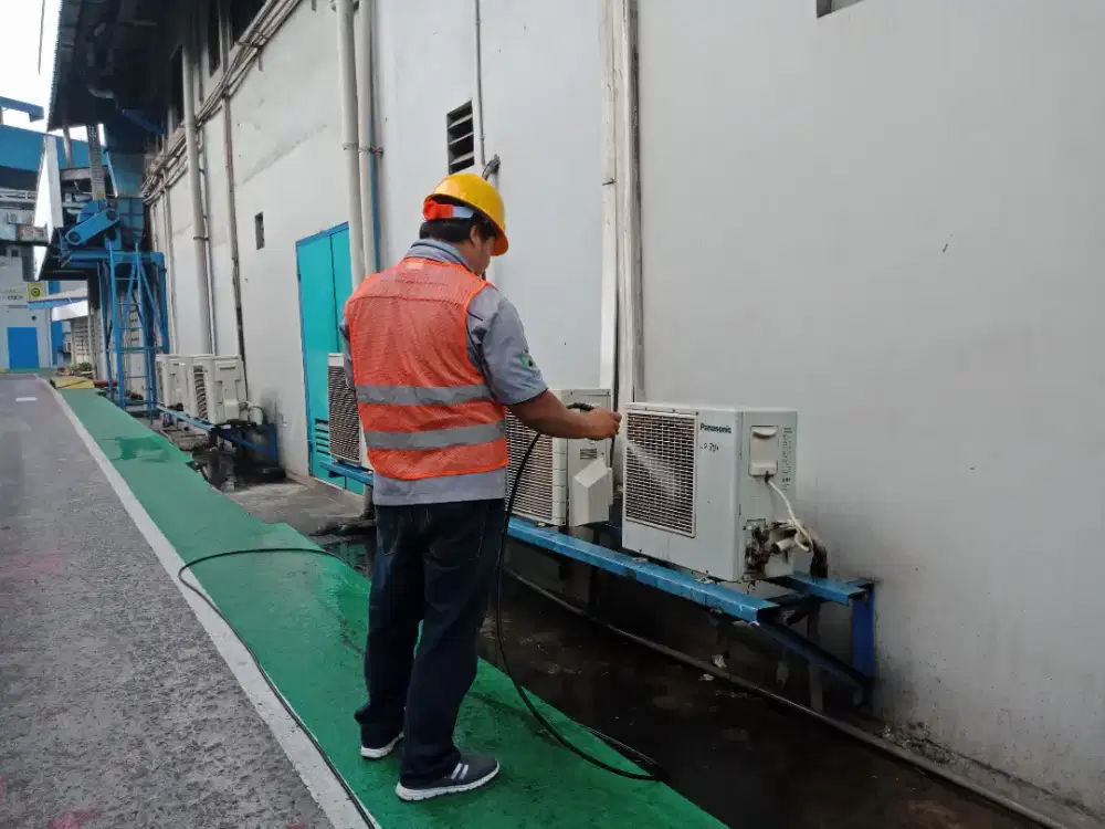 Jasa servis AC dan kulkas