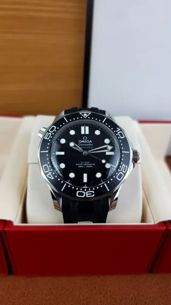 Omega Seamaster 300 Black Rubber BNIB2025  New Model