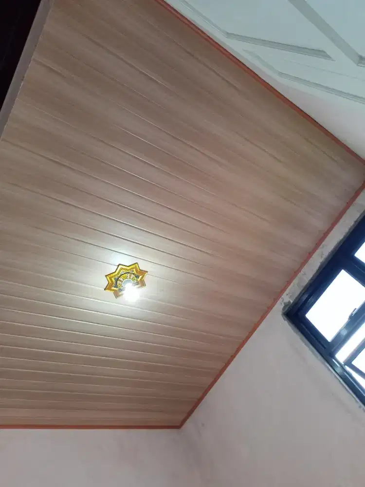 Plafon PVC terpasang murah