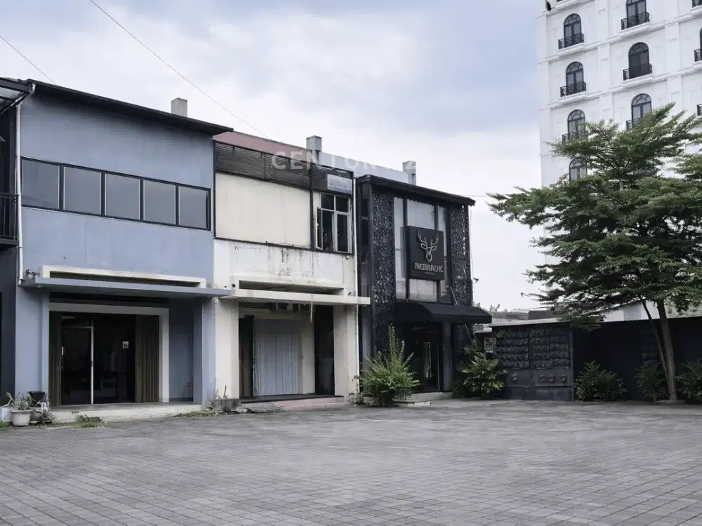 Ruko 3 Lantai Di Ringroad Utara Ideal Untuk Bisnis