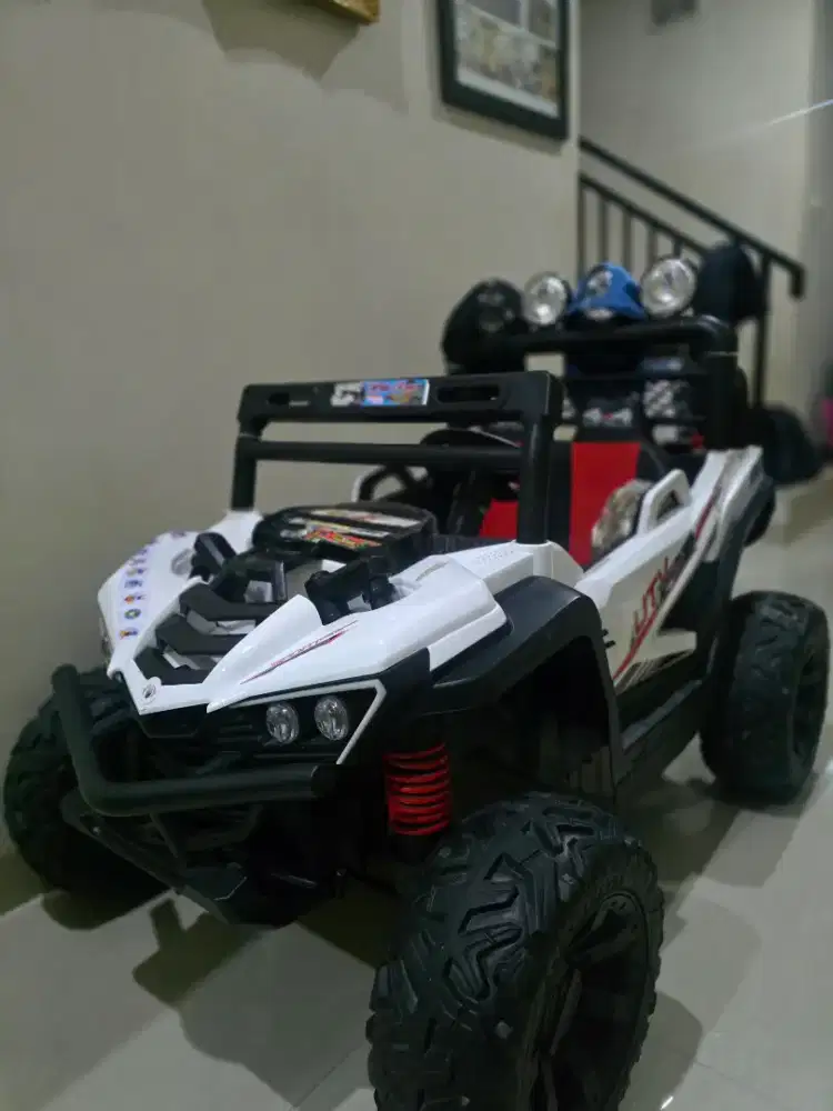 Mobil Aki Yukita 870 4 WD