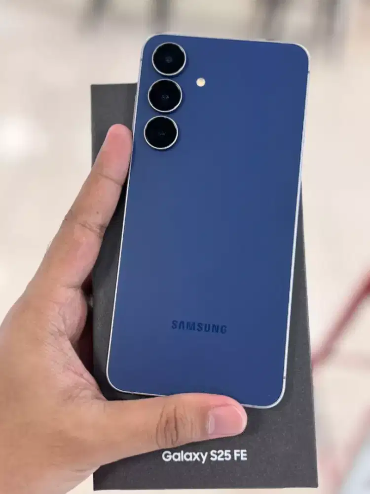 Samsung S25 FE 5G ram 8/512 like new
