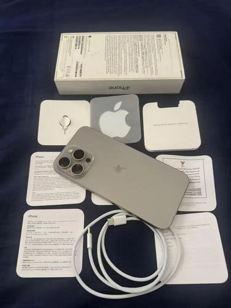 iPhone 15 PROMAX Inter NATURAL TITANIUM