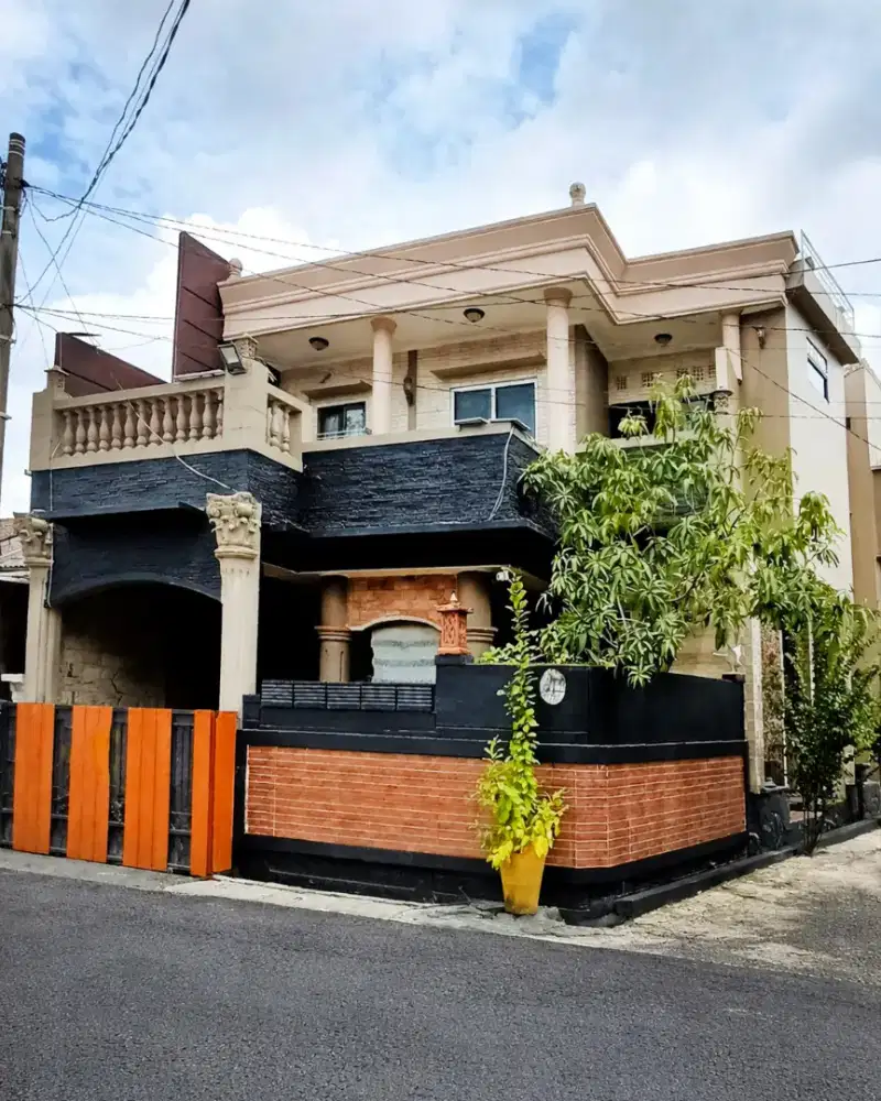 Termurah jual BU Rumah Hoek lokasi strategis di Karawaci Residence