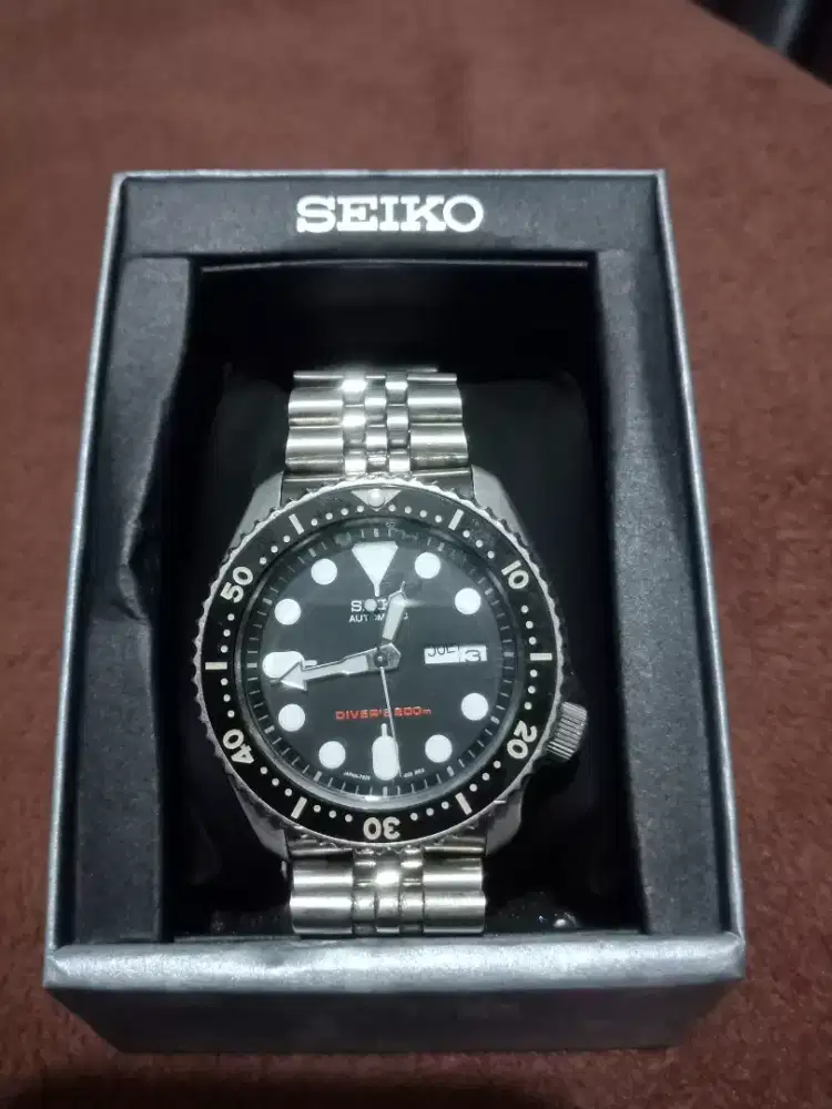 Jam tangan SEIKO 5 SPORTS