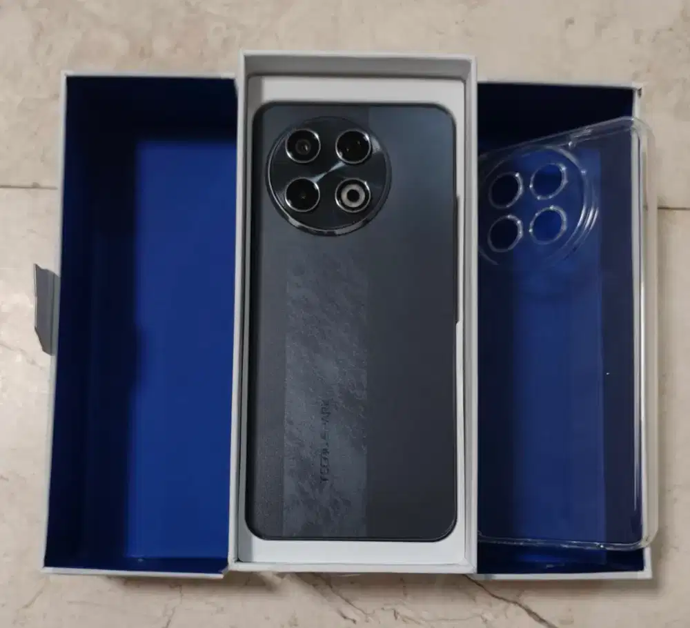 Tecno spark 30 pro tranformer Ram 8/128gb fullset