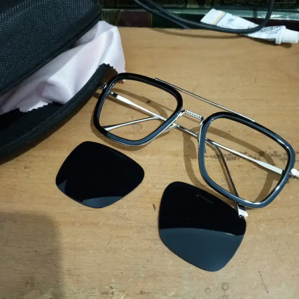 Frame kaca mata / kaca mata hitam aviator ironman Tony stark