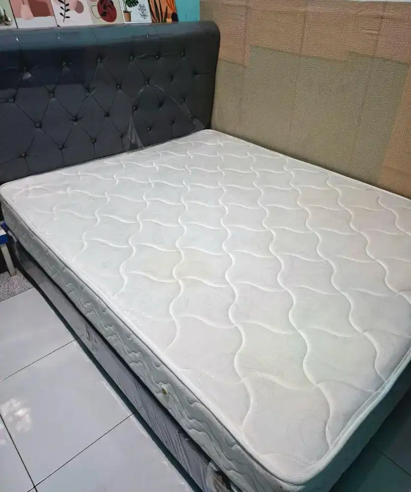 Kasur springbed