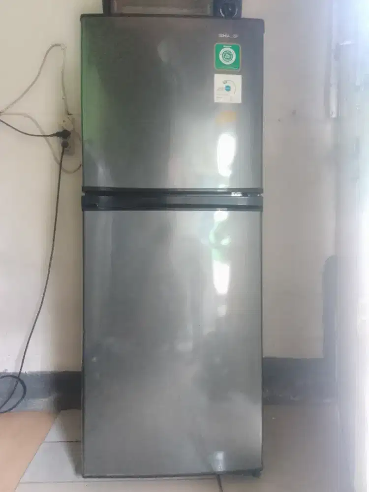 Kulkas Sharp 2 pintu